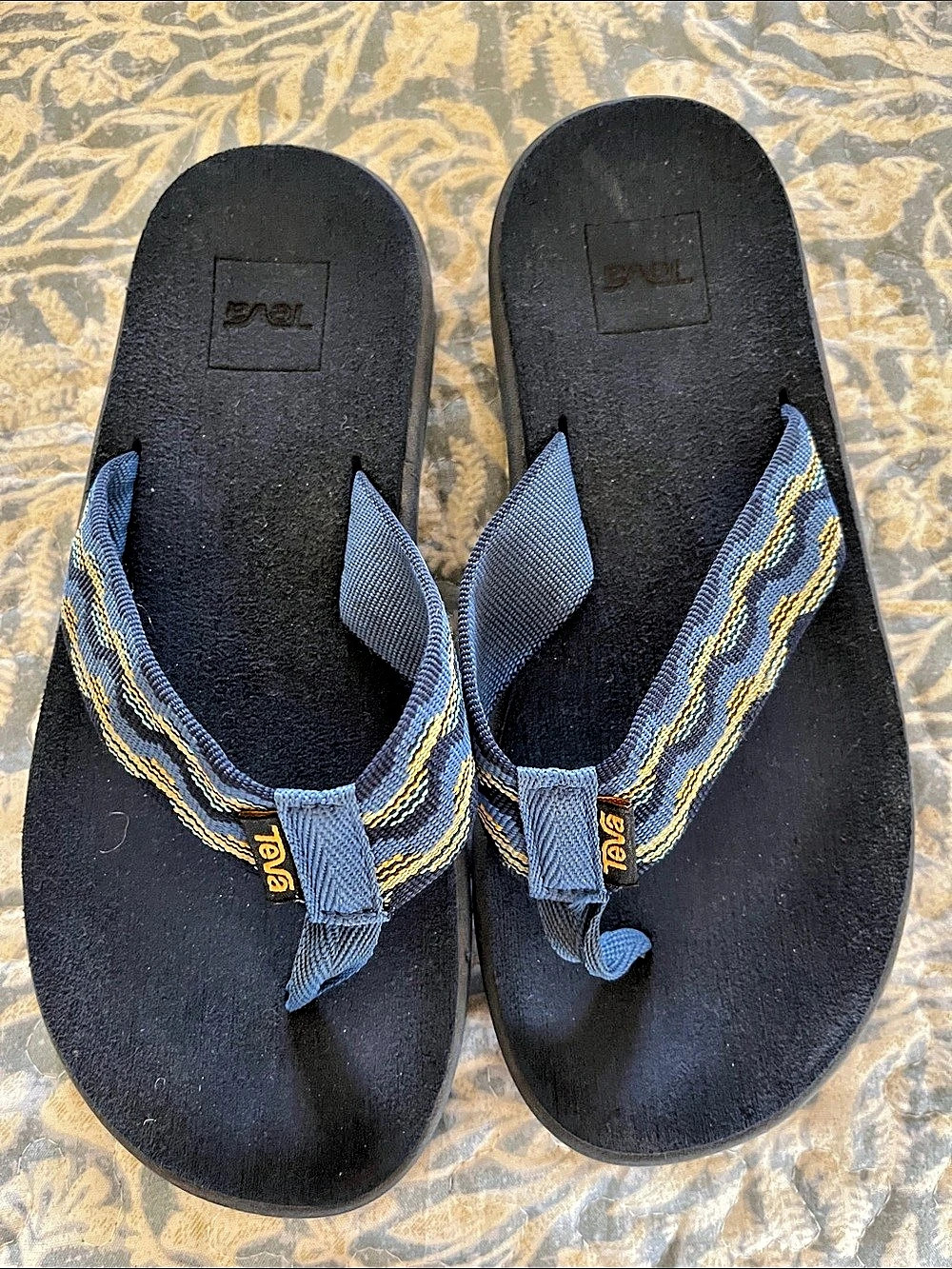 Teva Kids' Voya Flip Striped Sandals US 3